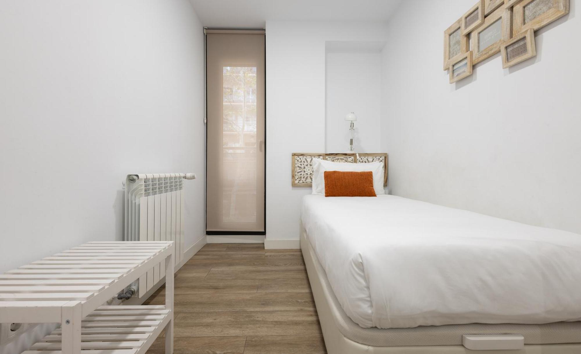 Stay U-Nique Apartments Fabra I Puig Barcelona Exteriör bild
