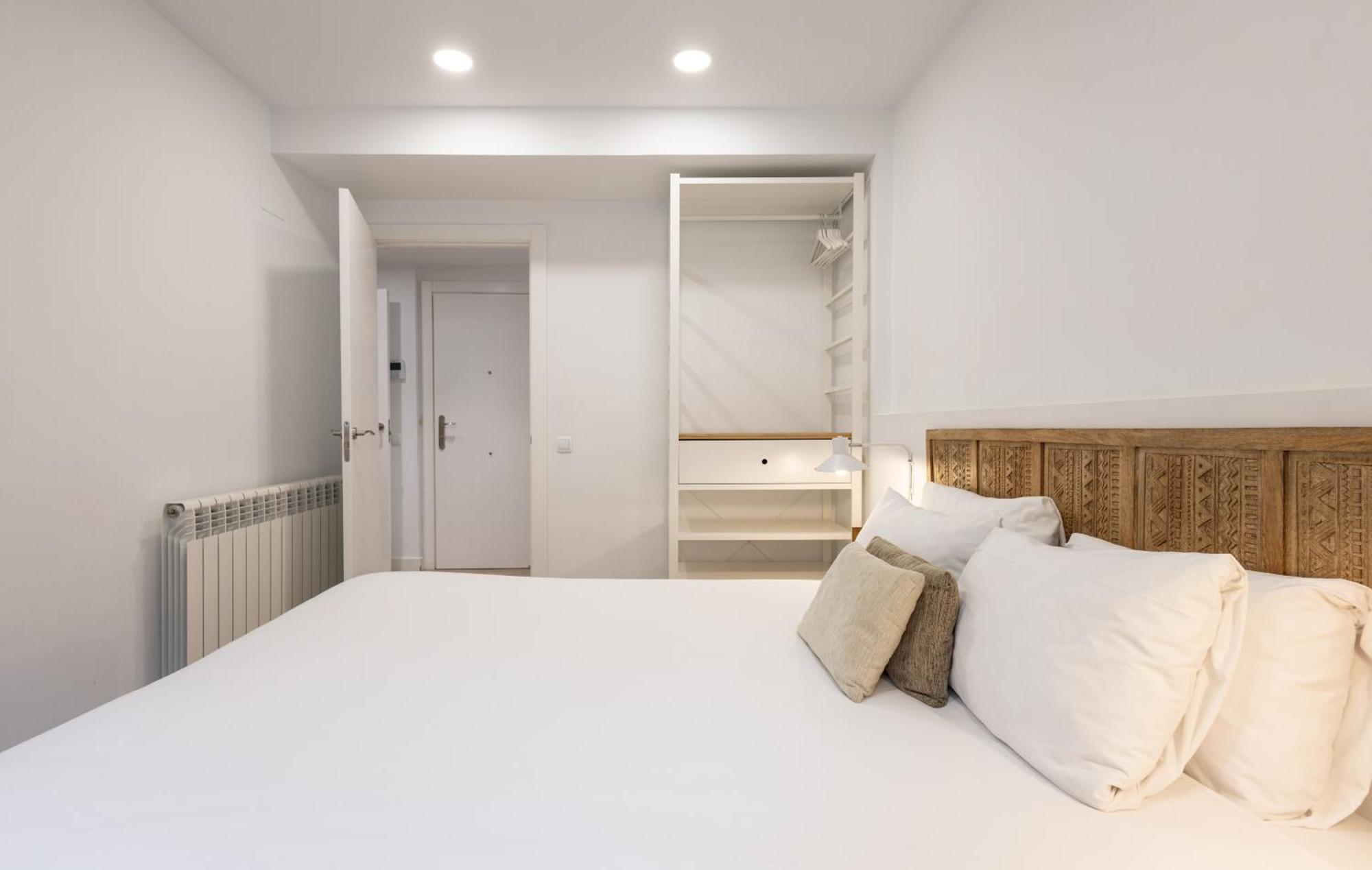 Stay U-Nique Apartments Fabra I Puig Barcelona Exteriör bild