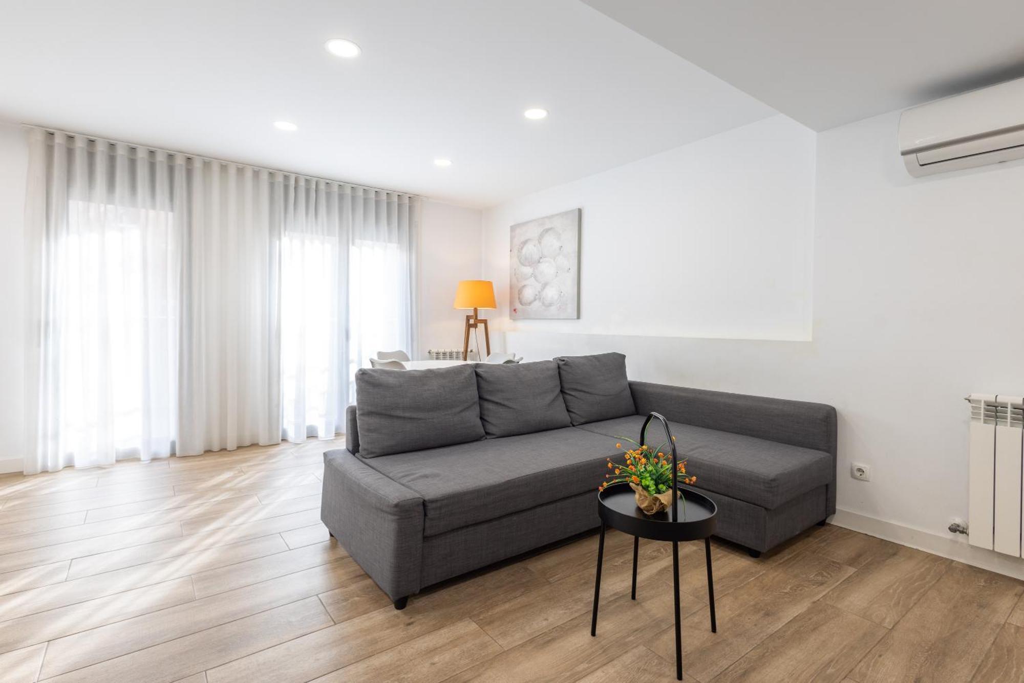 Stay U-Nique Apartments Fabra I Puig Barcelona Exteriör bild