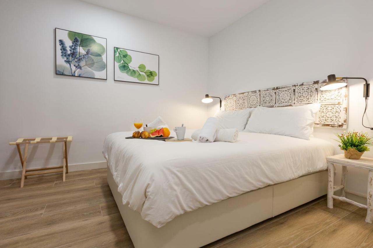 Stay U-Nique Apartments Fabra I Puig Barcelona Exteriör bild
